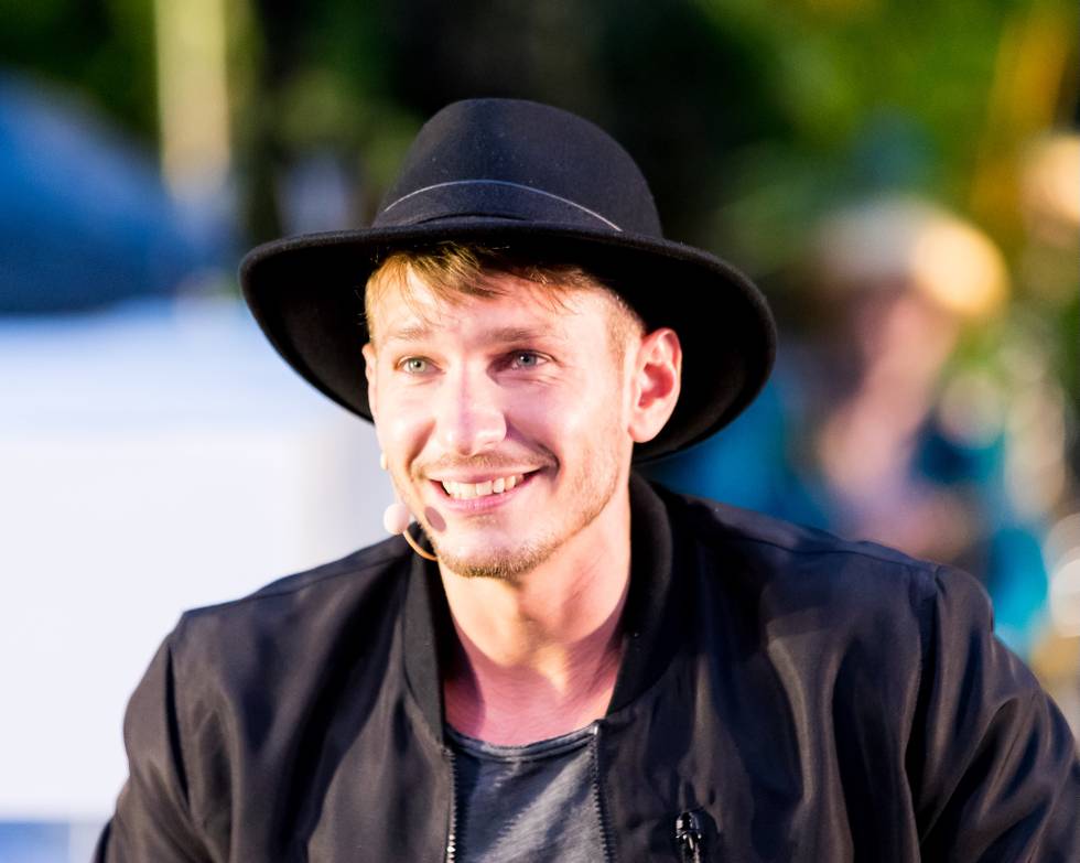 vladimir_burlakov_nibelungenfestspiele_2016_foto_sven_mandel_ccbysa40_cropped.jpg vladimir_burlakov_nibelungenfestspiele_2016_foto_sven_mandel_ccbysa40_cropped.jpg